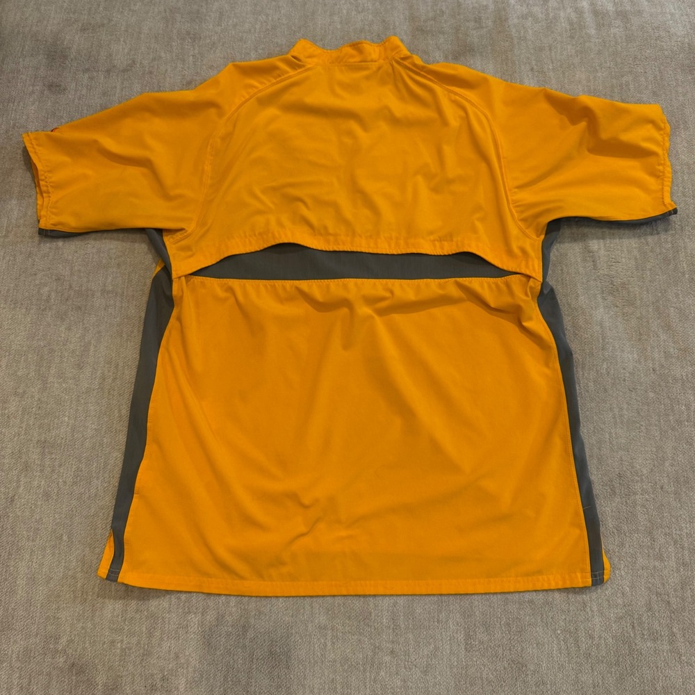 Nike Dri Fit Mens Athletic Running Cycling Shirt Size M Orange Gray Short Sleeve - Picture 8 of 8